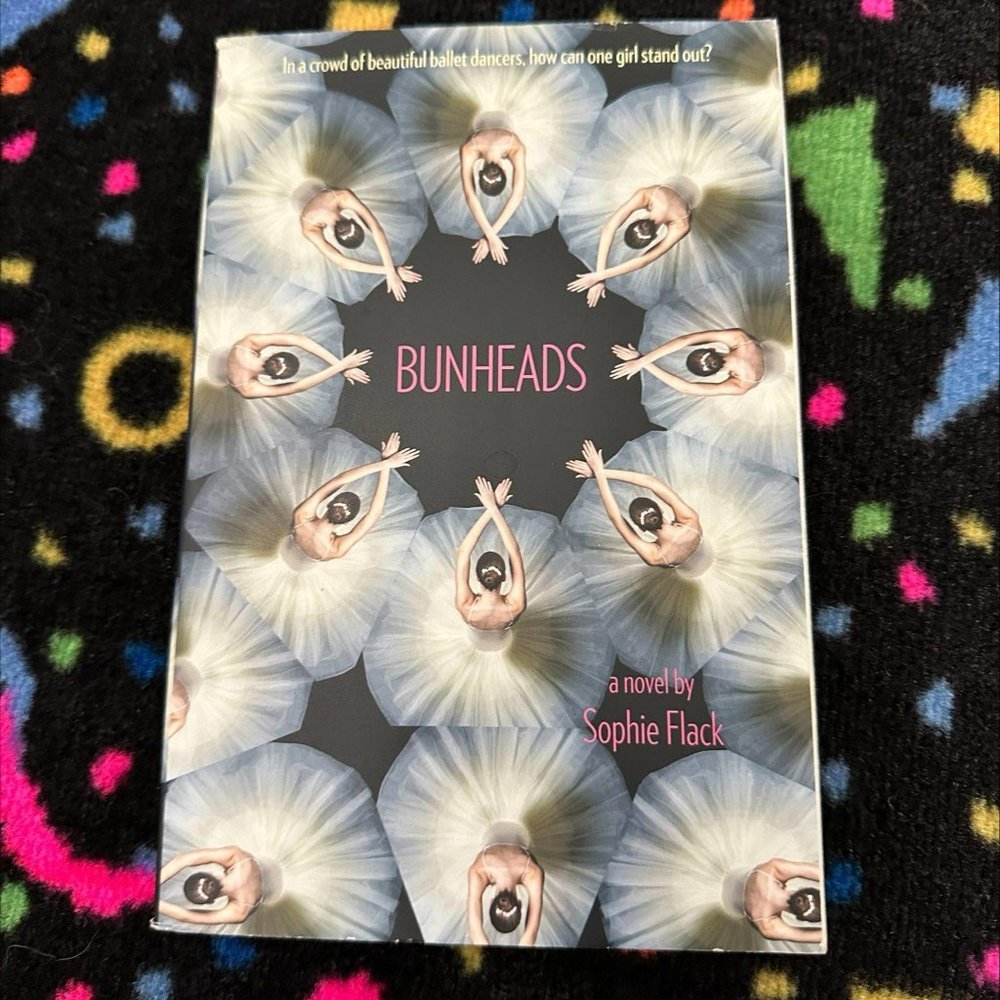 BUNHEADS BOOK‎